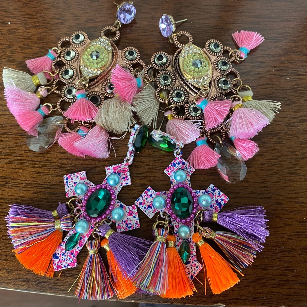 Zara 2 pairs of earrings